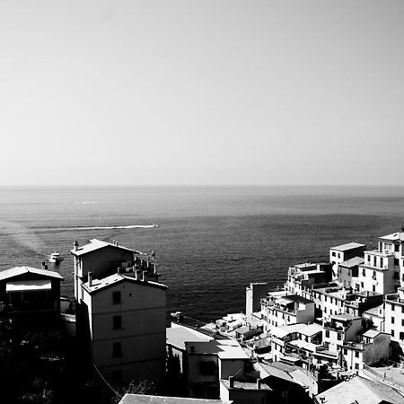 Готель Cinque Terre Coast To Coast Ріомаджоре Екстер'єр фото