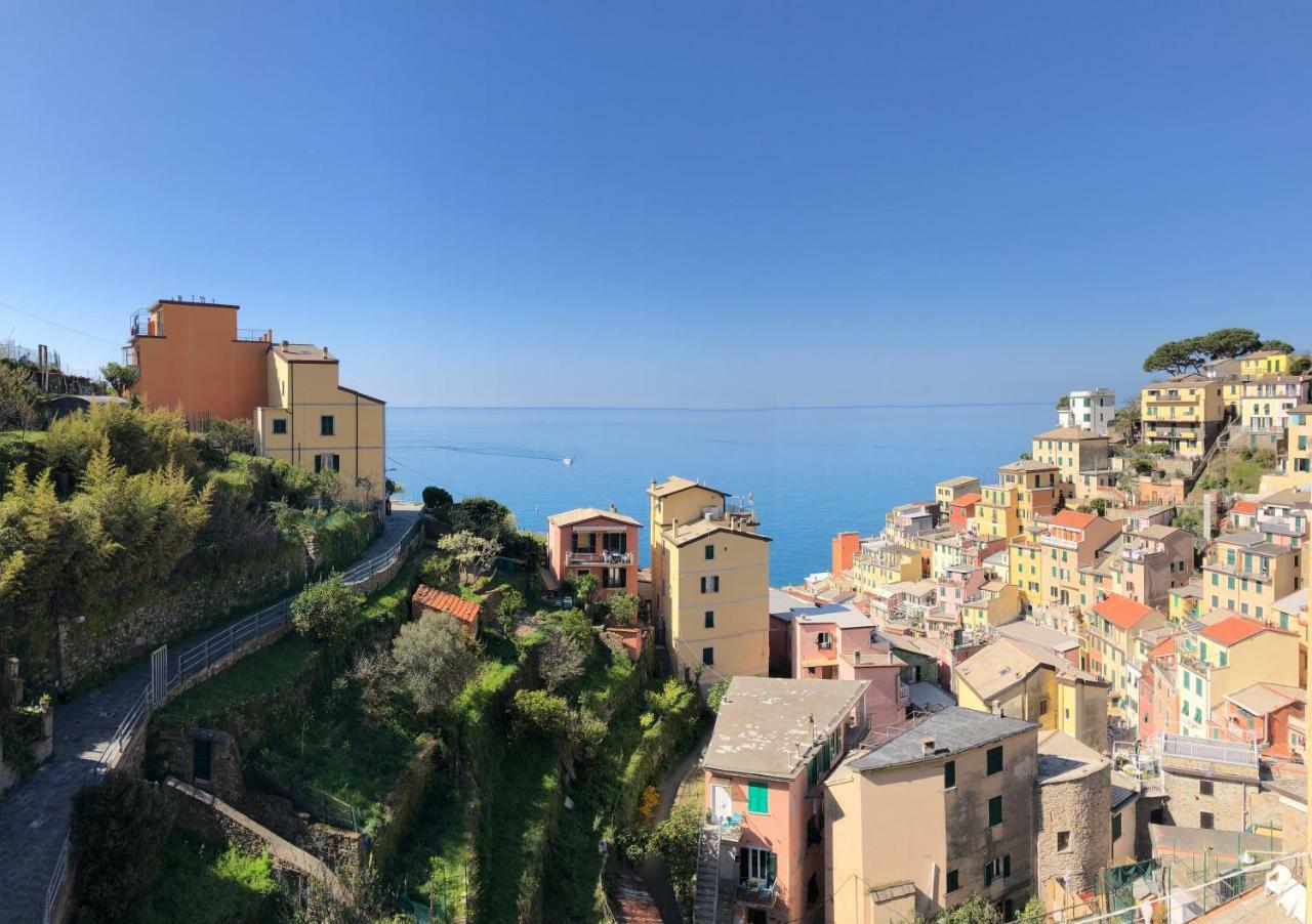 Готель Cinque Terre Coast To Coast Ріомаджоре Екстер'єр фото